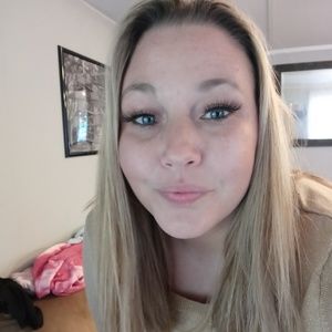 Meet your Posher, Holli